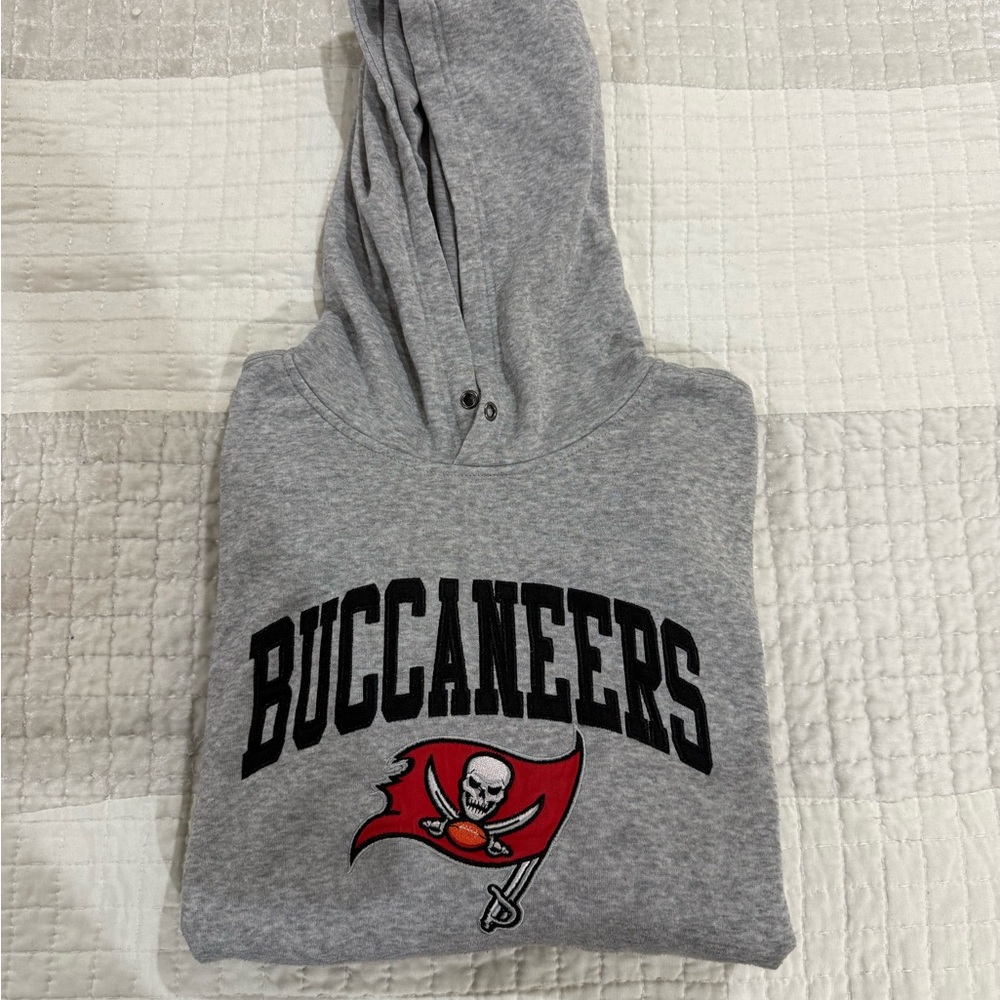 ***SOLD***Gray Buccaneers Hoodie